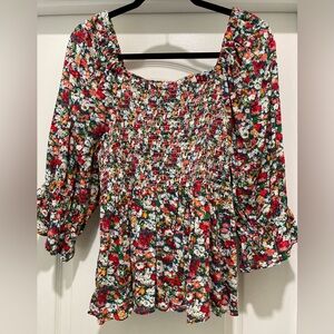 *CUTE FLORAL TOP*
